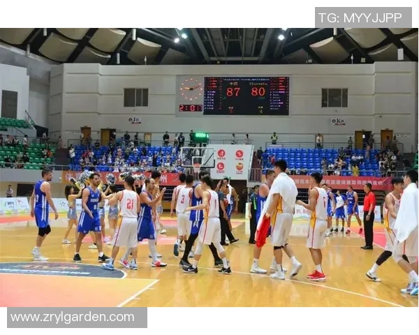 骑士与勇士激战全场精彩录像回顾与精彩瞬间分析